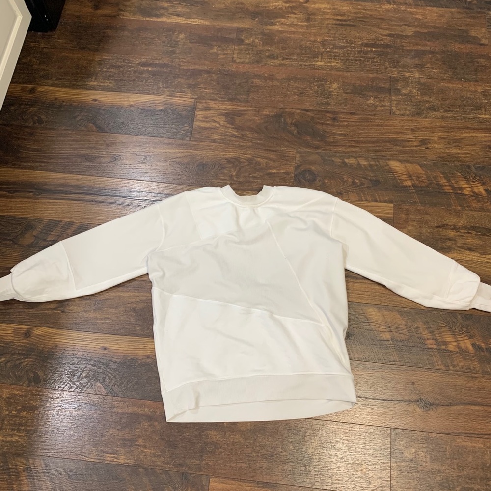 Sold out oversized Lululemon Sweatshirt